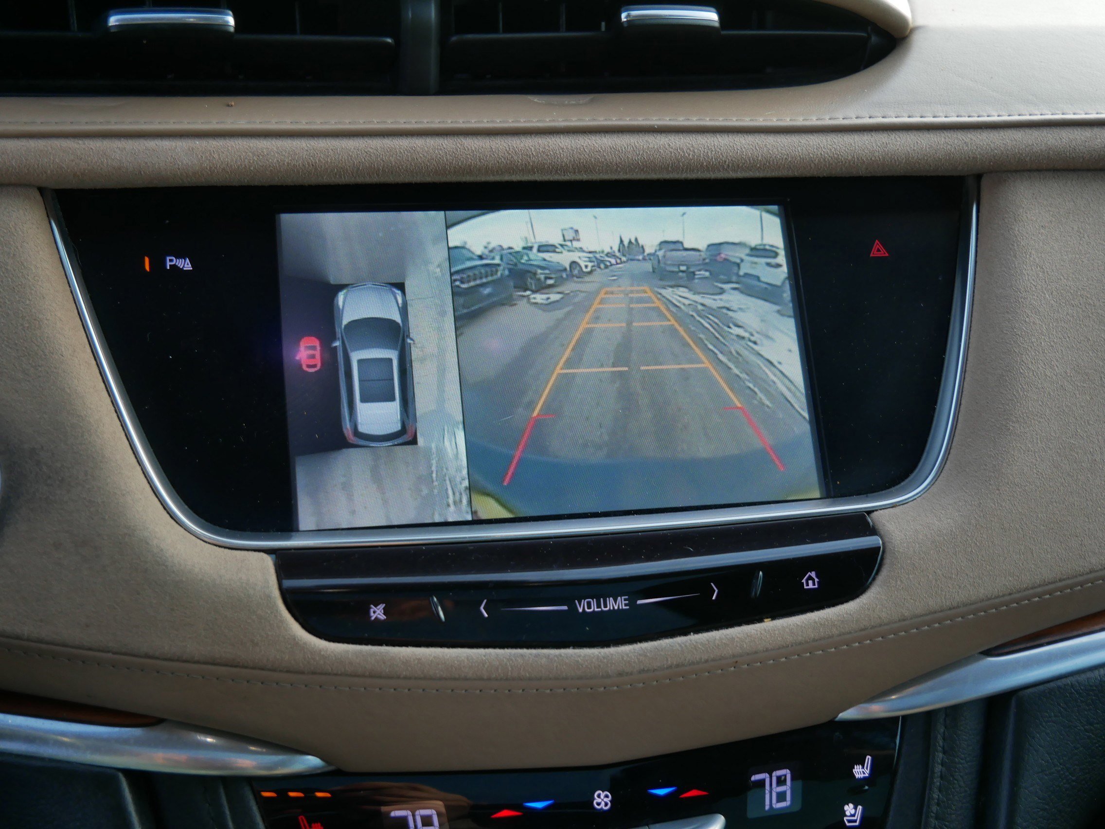 Used 2017 Cadillac XT5 Platinum image 32