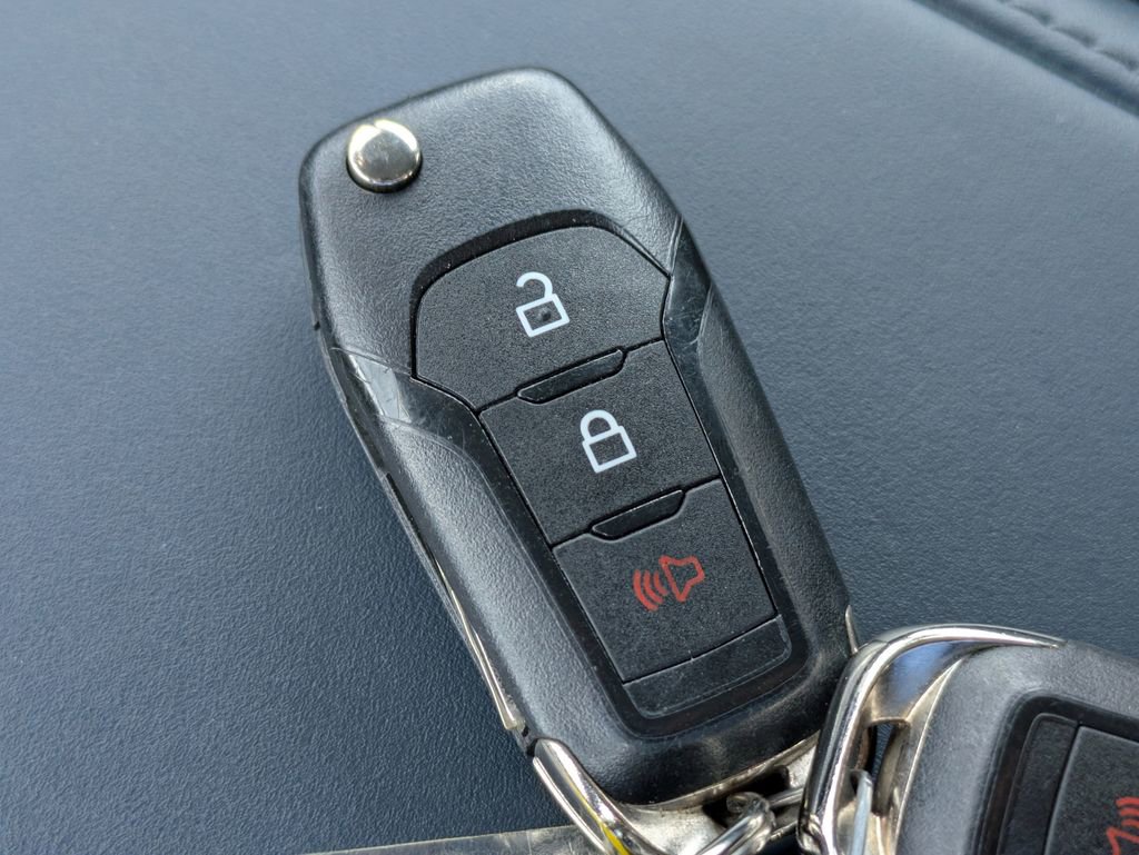 Certified 2025 Ford Maverick XL FWD image 28