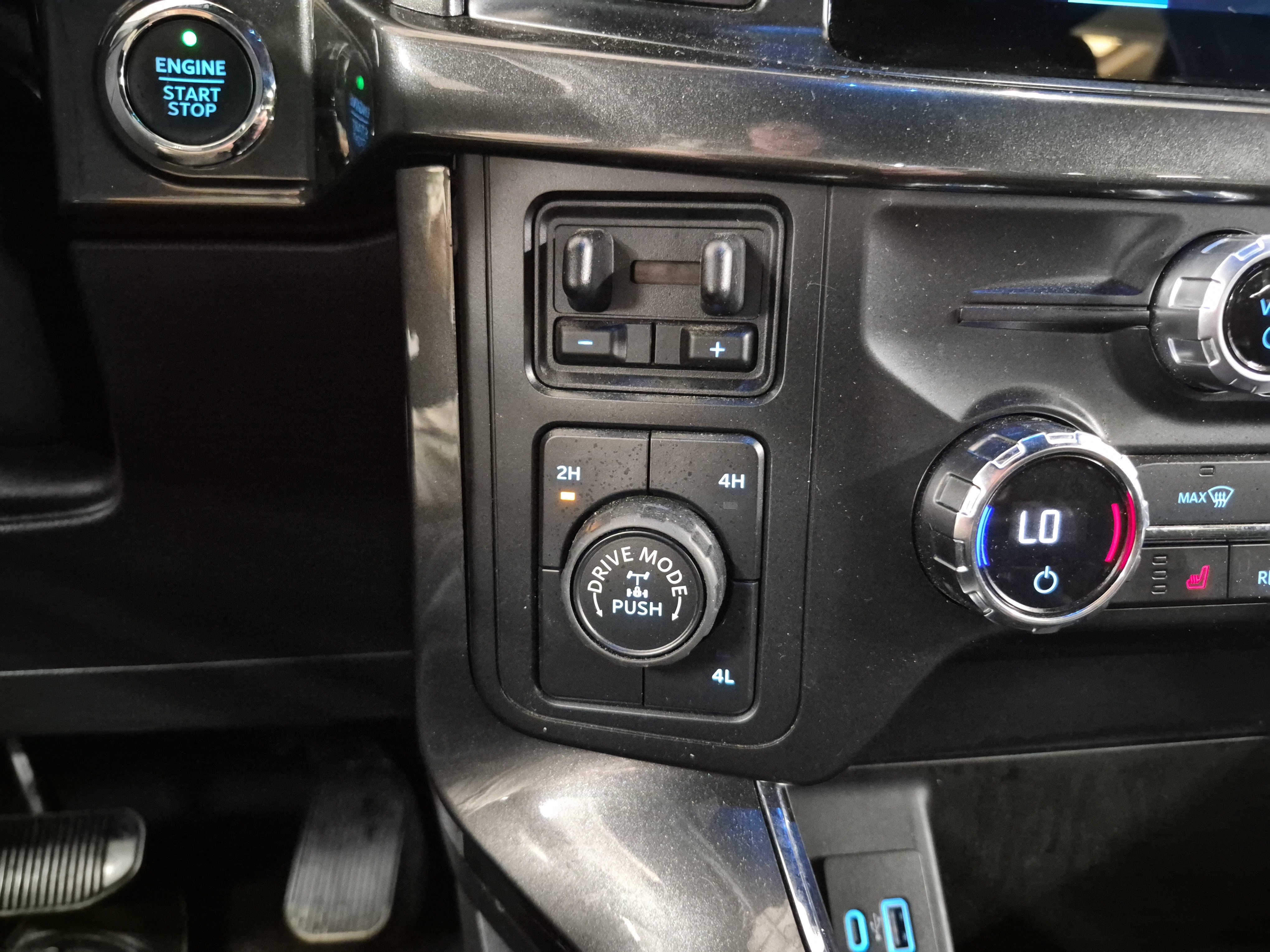 Certified 2021 Ford F150 XLT w/ Equipment Group 302A High AWD/4WD image 32