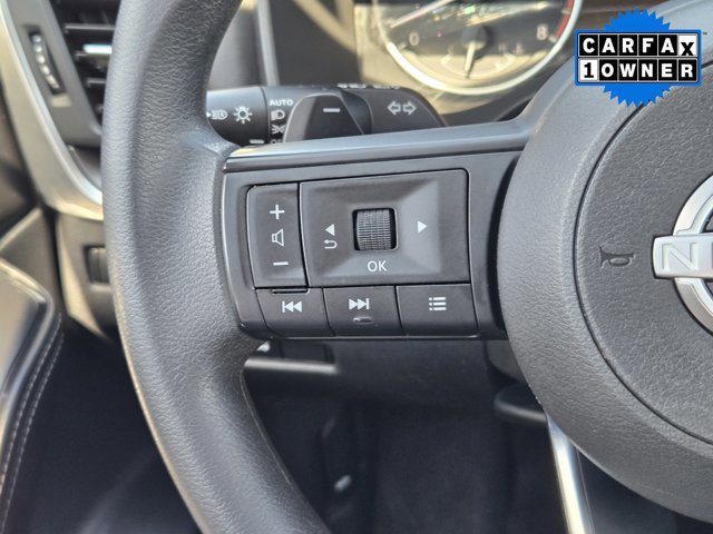 Used 2024 Nissan Rogue SV image 25
