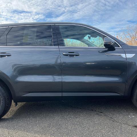 Used 2021 Kia Sorento LX image 31
