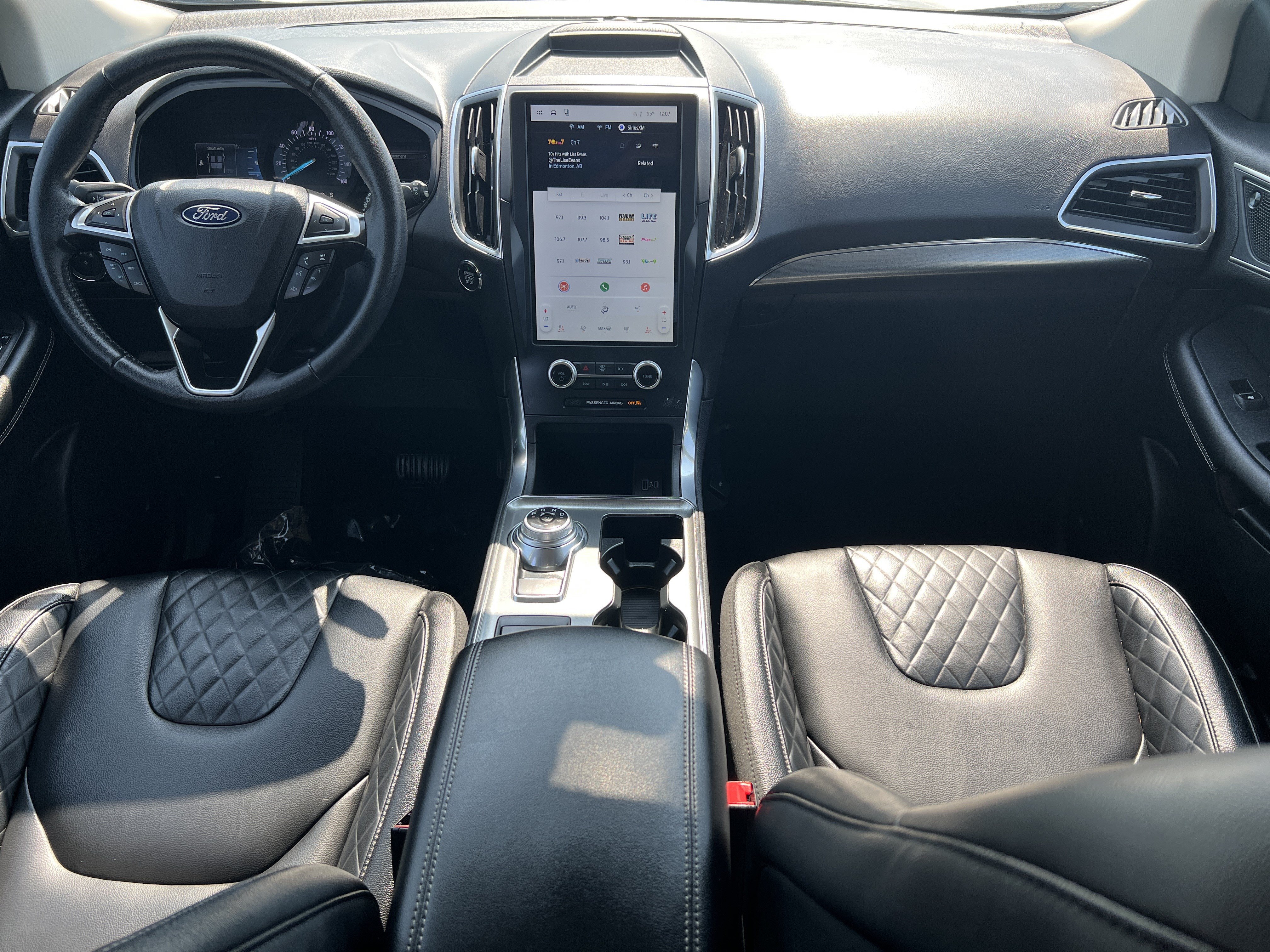 Certified 2024 Ford Edge Titanium AWD/4WD image 23