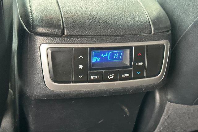 Used 2018 Toyota Highlander Limited image 31