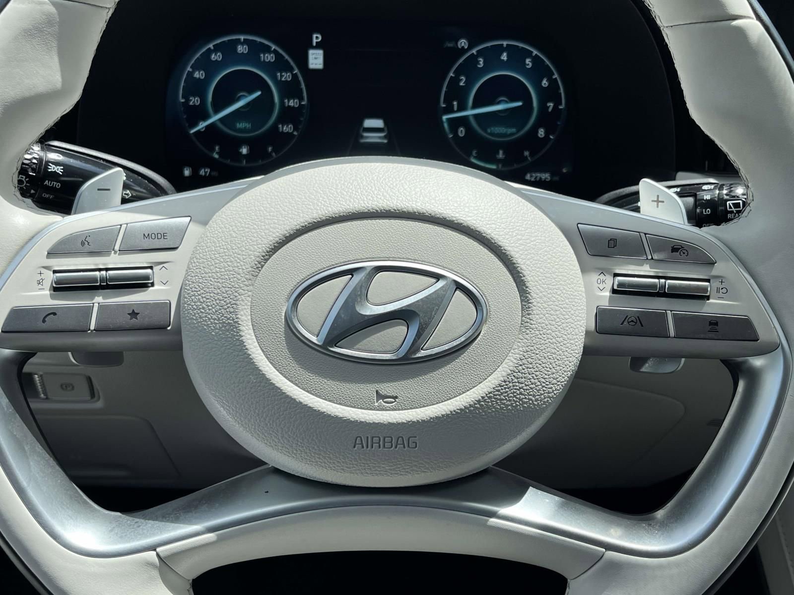 Used 2023 Hyundai Palisade Calligraphy w/ Cargo Package FWD image 21