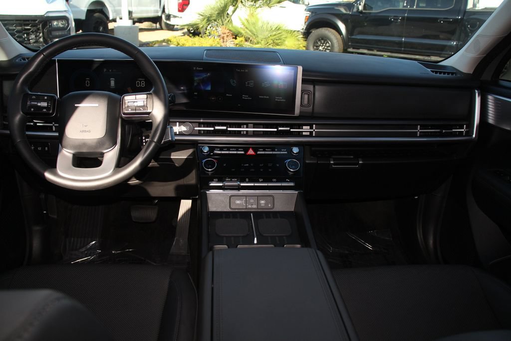 Used 2025 Hyundai Santa Fe SEL FWD image 19