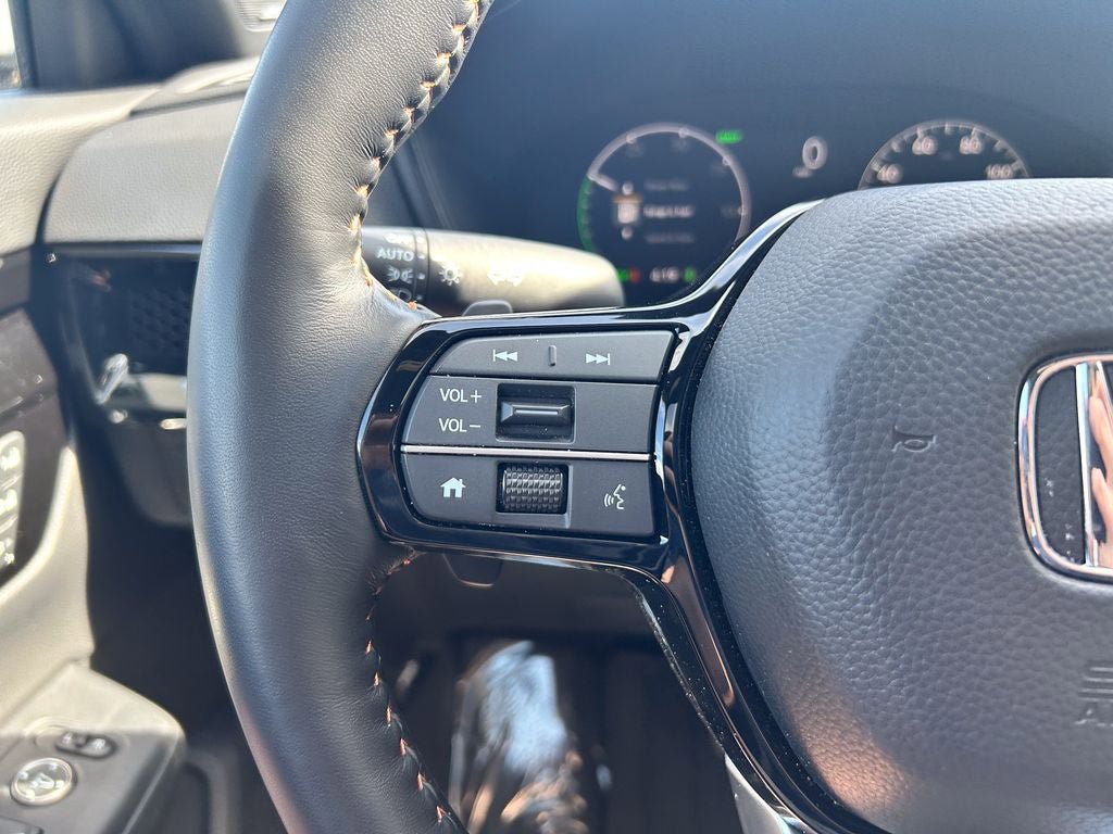 Used 2025 Honda CR-V Sport Touring image 31