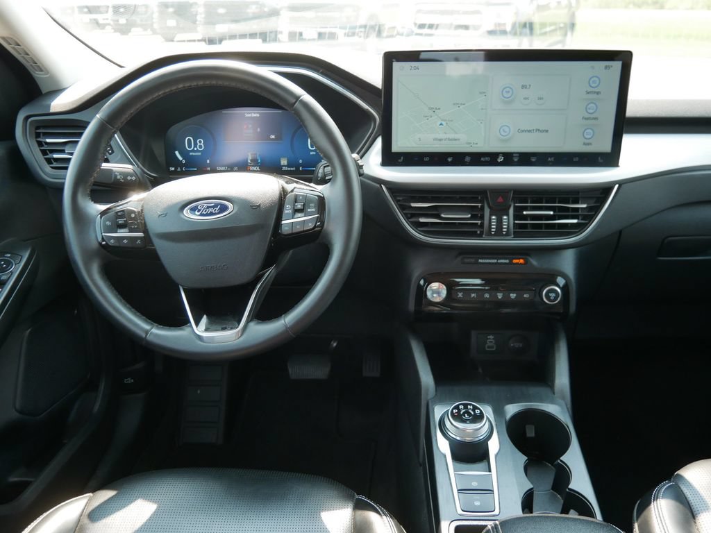 Certified 2024 Ford Escape Platinum AWD/4WD image 15