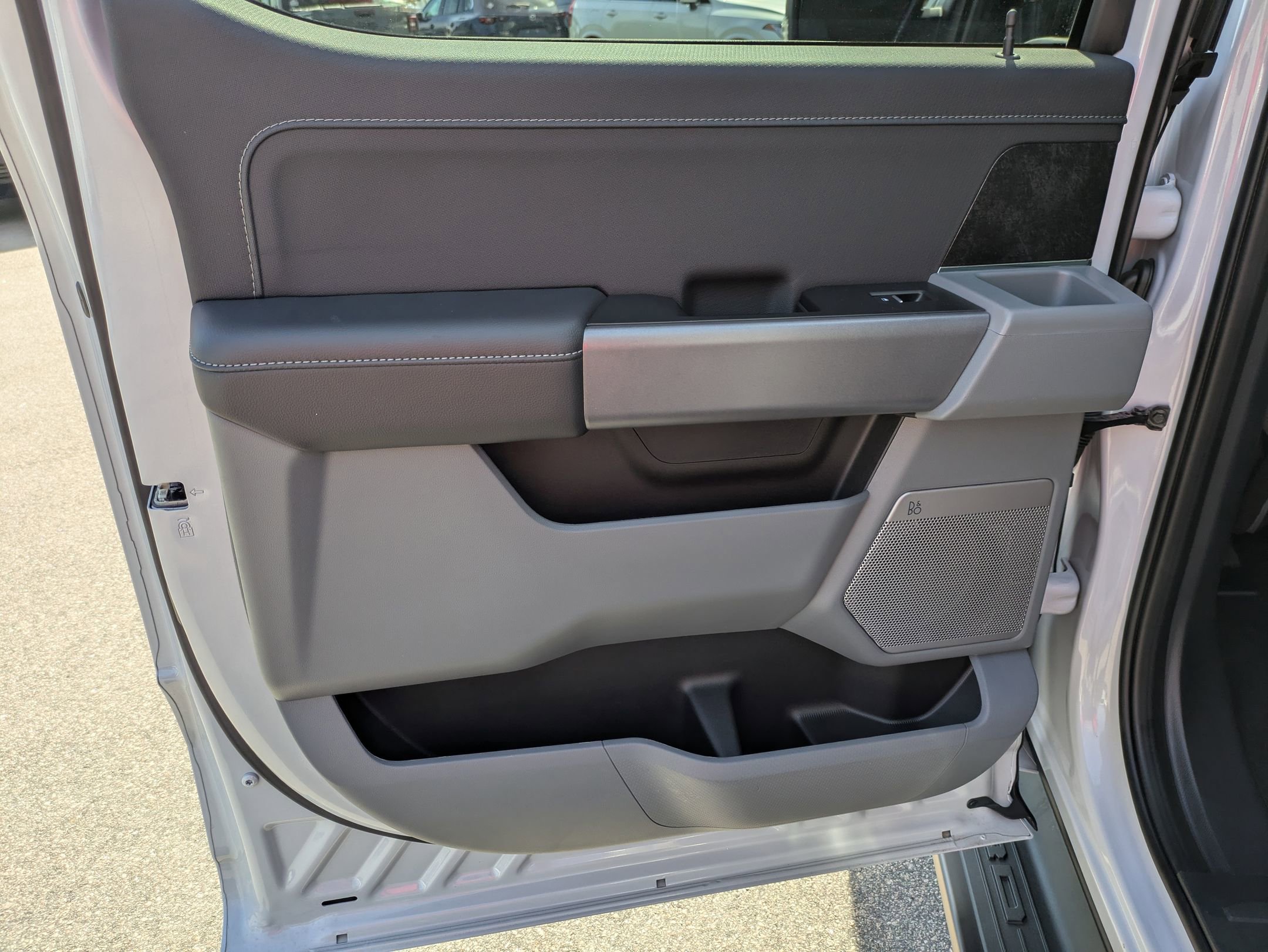 Certified 2025 Ford F150 Lightning Flash image 33