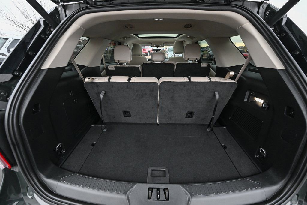 Certified 2023 Ford Explorer XLT w/ Equipment Group 202A image 19