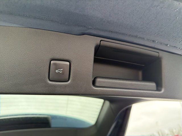 Certified 2020 Ford Escape SEL image 12