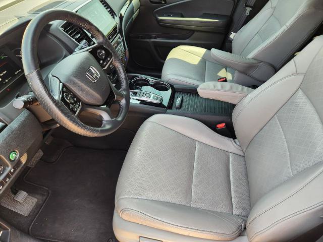 Used 2023 Honda Passport Elite image 12