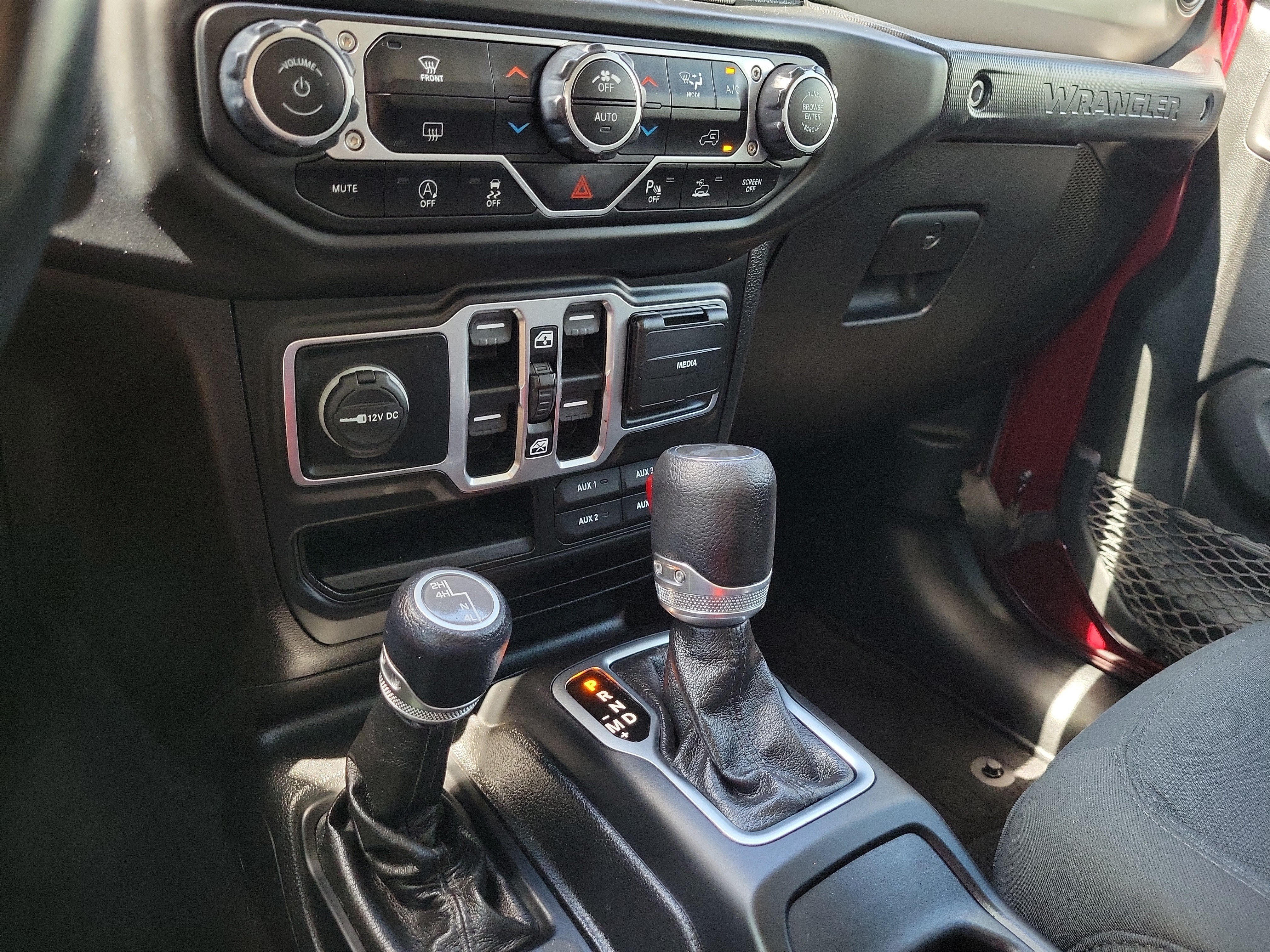 Used 2021 Jeep Wrangler Unlimited Sport AWD/4WD image 26