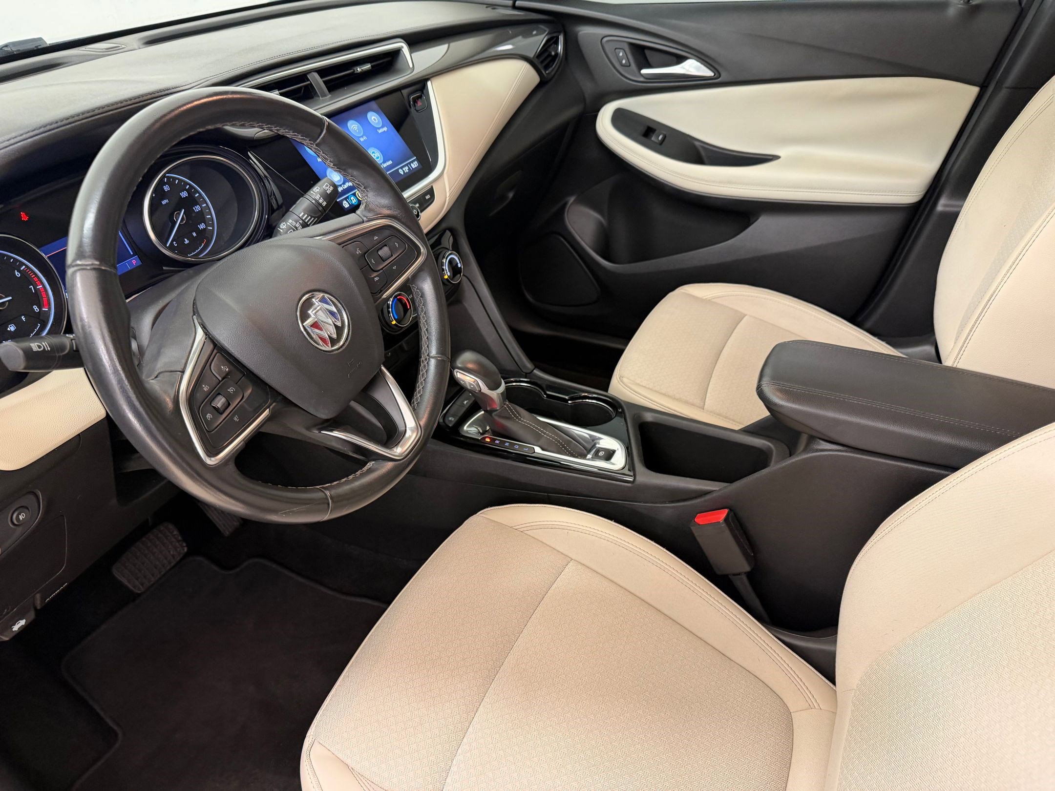 Used 2021 Buick Encore GX Preferred w/ Cold Weather Comfort Package image 4