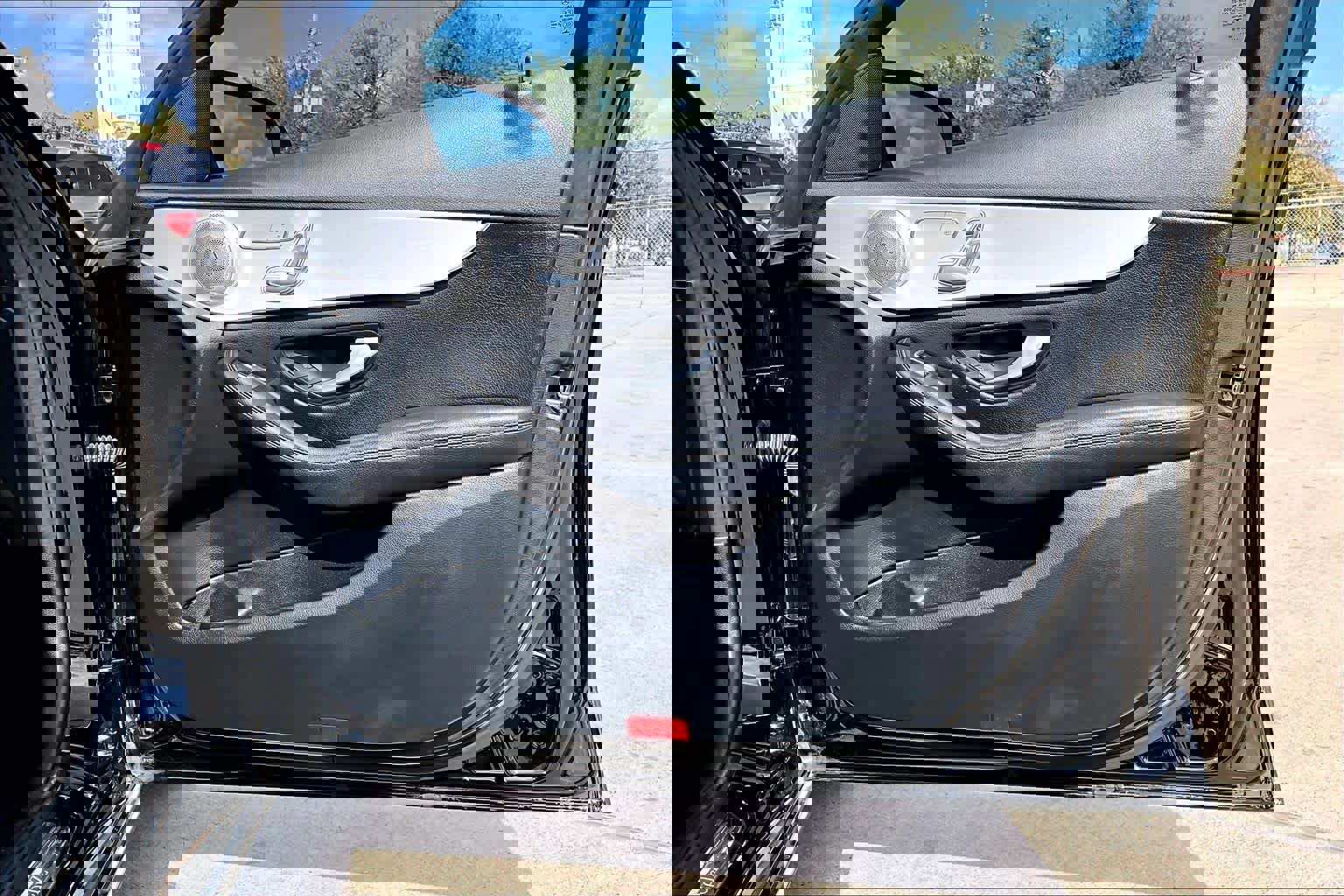 Used 2021 Mercedes-Benz C 300 Sedan image 23