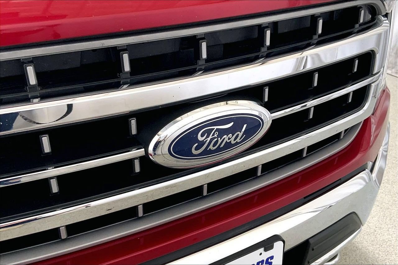 Certified 2021 Ford F150 Lariat w/ Equipment Group 502A High AWD/4WD image 30