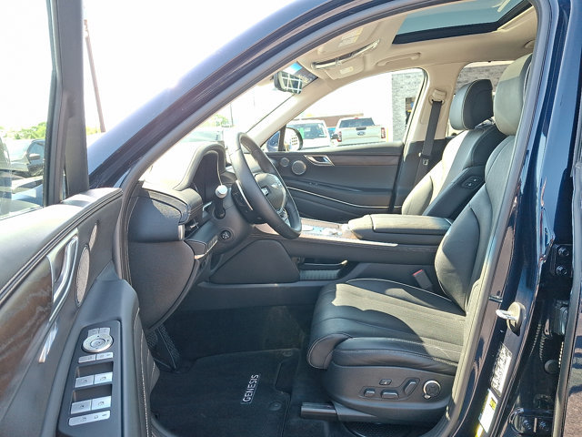 Used 2021 Genesis GV80 3.5T w/ Advanced Package 06 AWD/4WD image 16