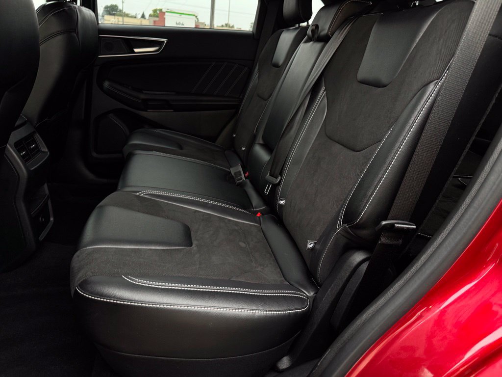 Certified 2023 Ford Edge ST AWD/4WD image 11