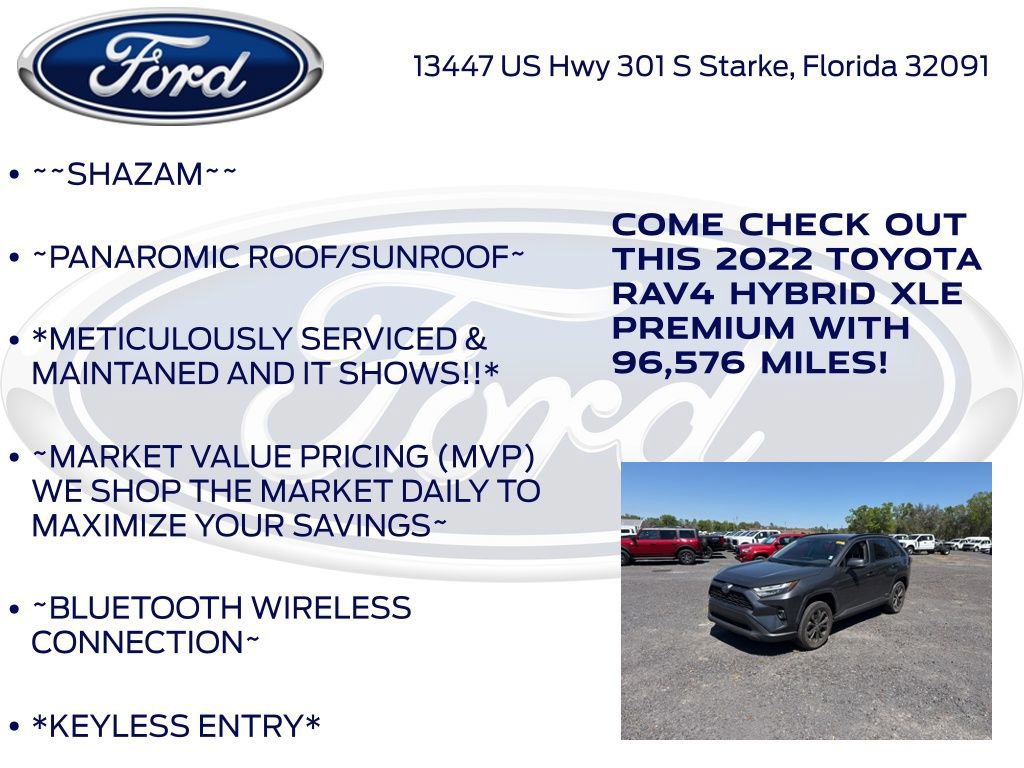 Used 2022 Toyota RAV4 XLE Premium image 10