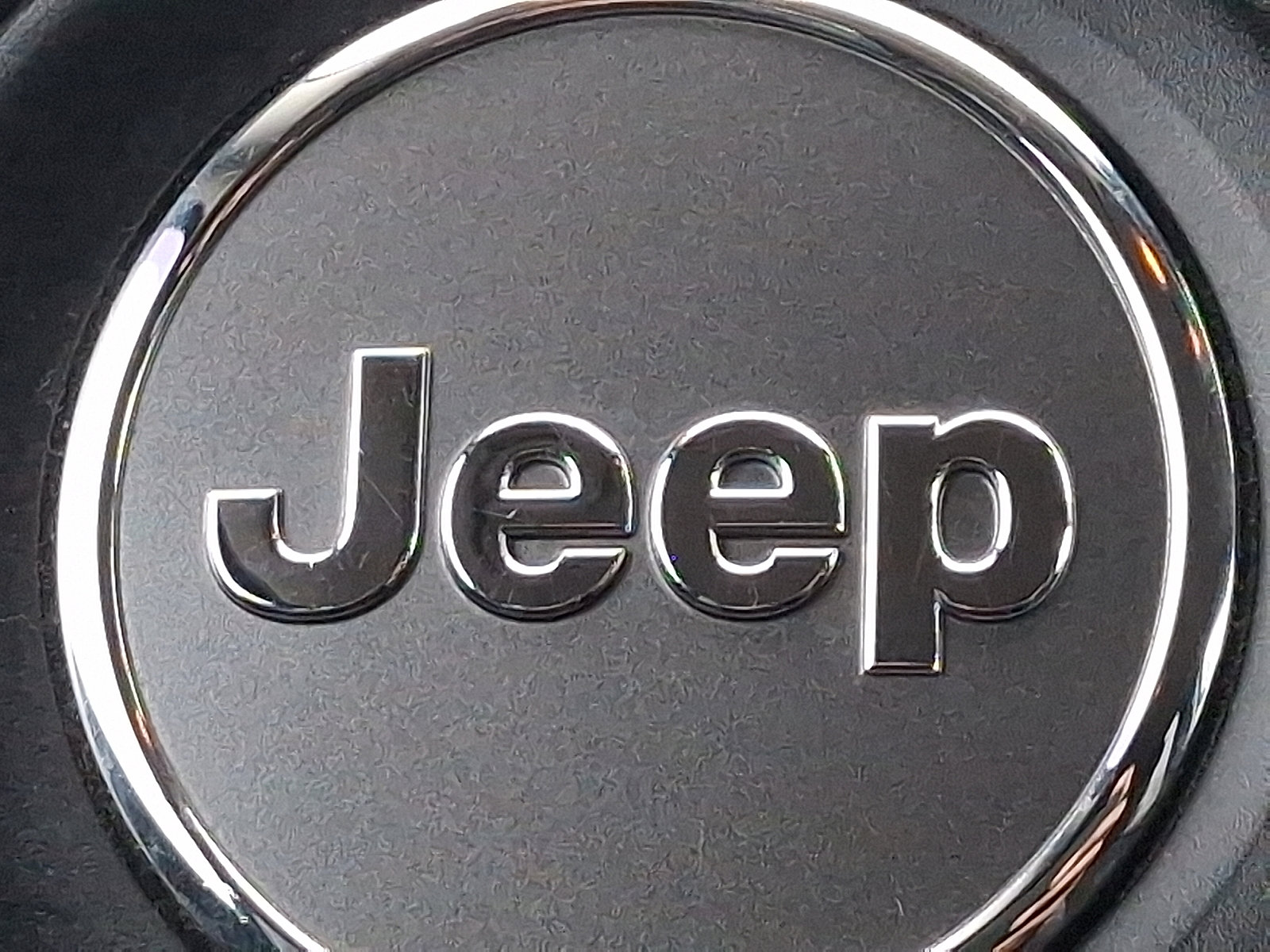 Used 2017 Jeep Cherokee Latitude w/ Cold Weather Group image 30