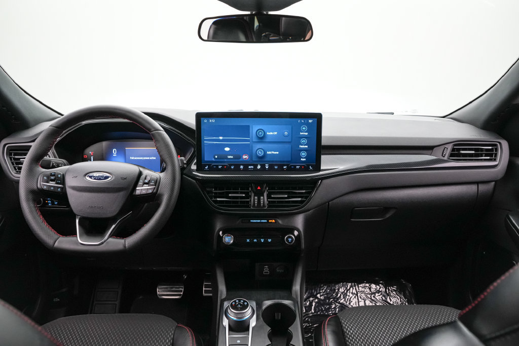 Certified 2024 Ford Escape ST-Line w/ Tech Pack #1 AWD/4WD image 16
