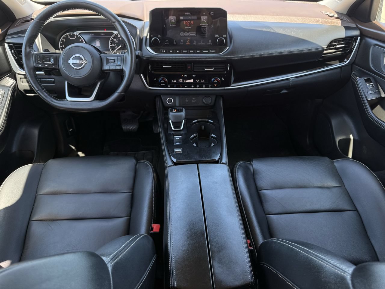 Used 2023 Nissan Rogue SL w/ SL Premium Package FWD image 9