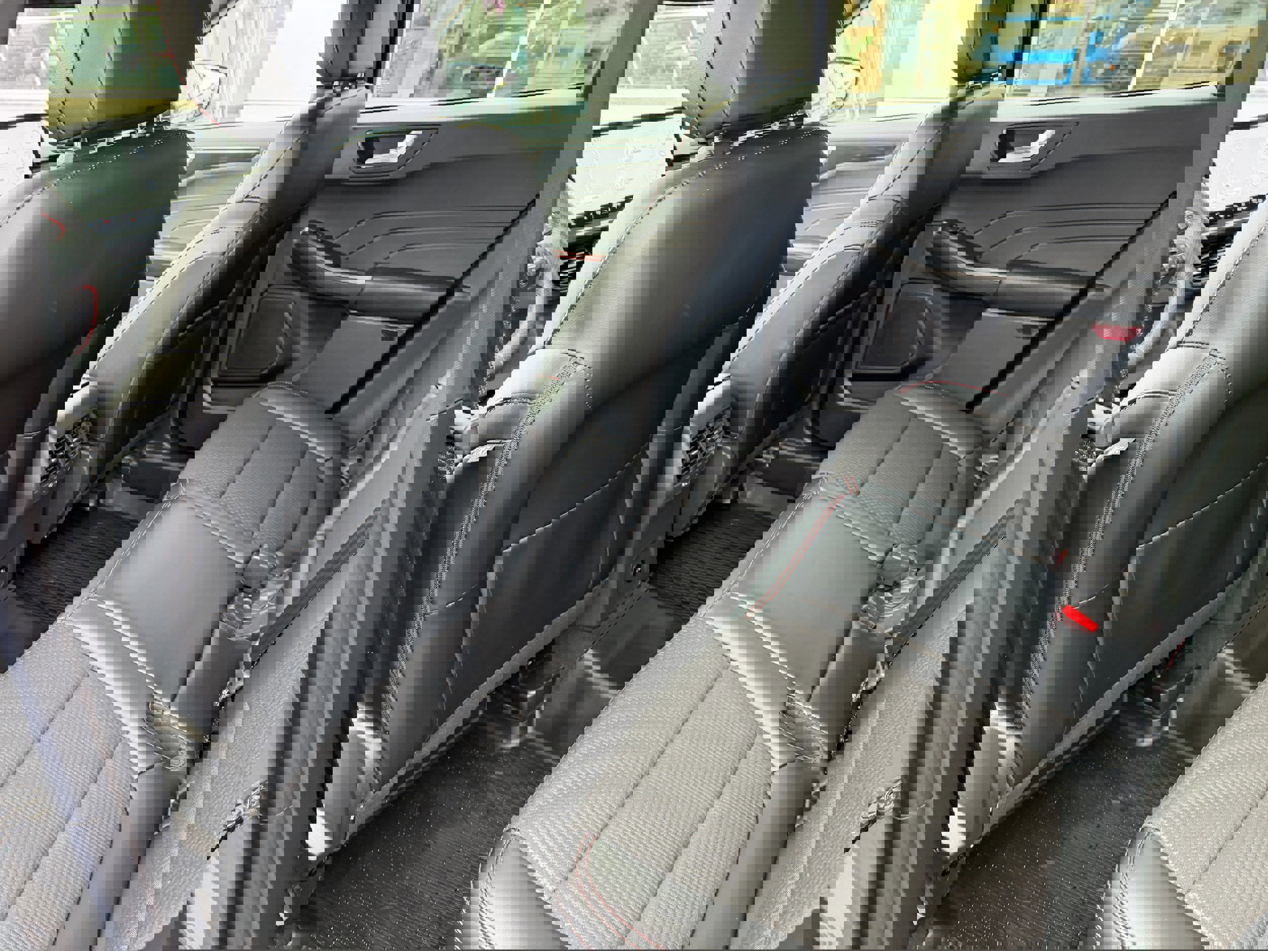 Certified 2024 Ford Escape ST-Line w/ Tech Pack #1 image 13