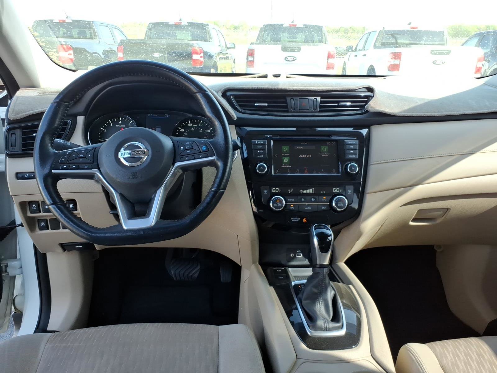 Used 2020 Nissan Rogue SV w/ Sun & Sound Touring Package FWD image 15