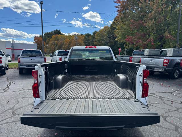 Used 2025 Chevrolet Silverado 1500 W/T RWD image 5