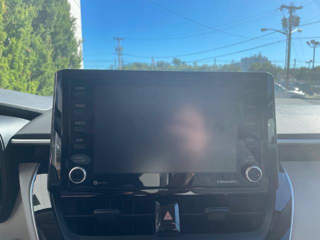 Used 2022 Toyota Corolla LE FWD image 16