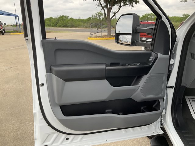 Certified 2026 Ford F250 XL AWD/4WD image 7