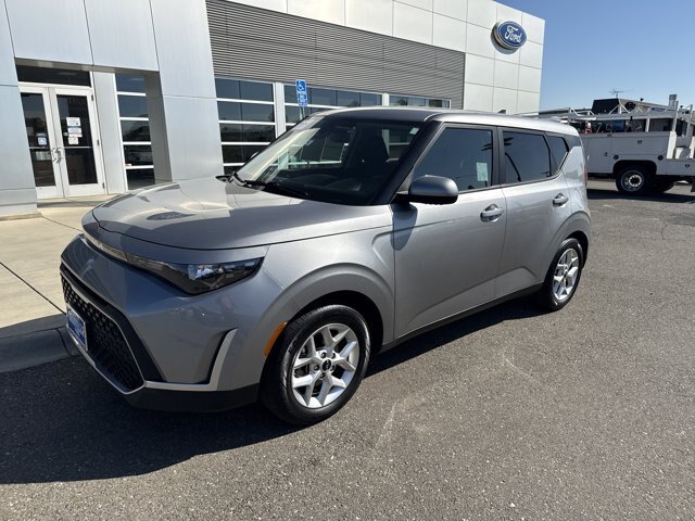 Used 2024 Kia Soul LX w/ Option Group 015