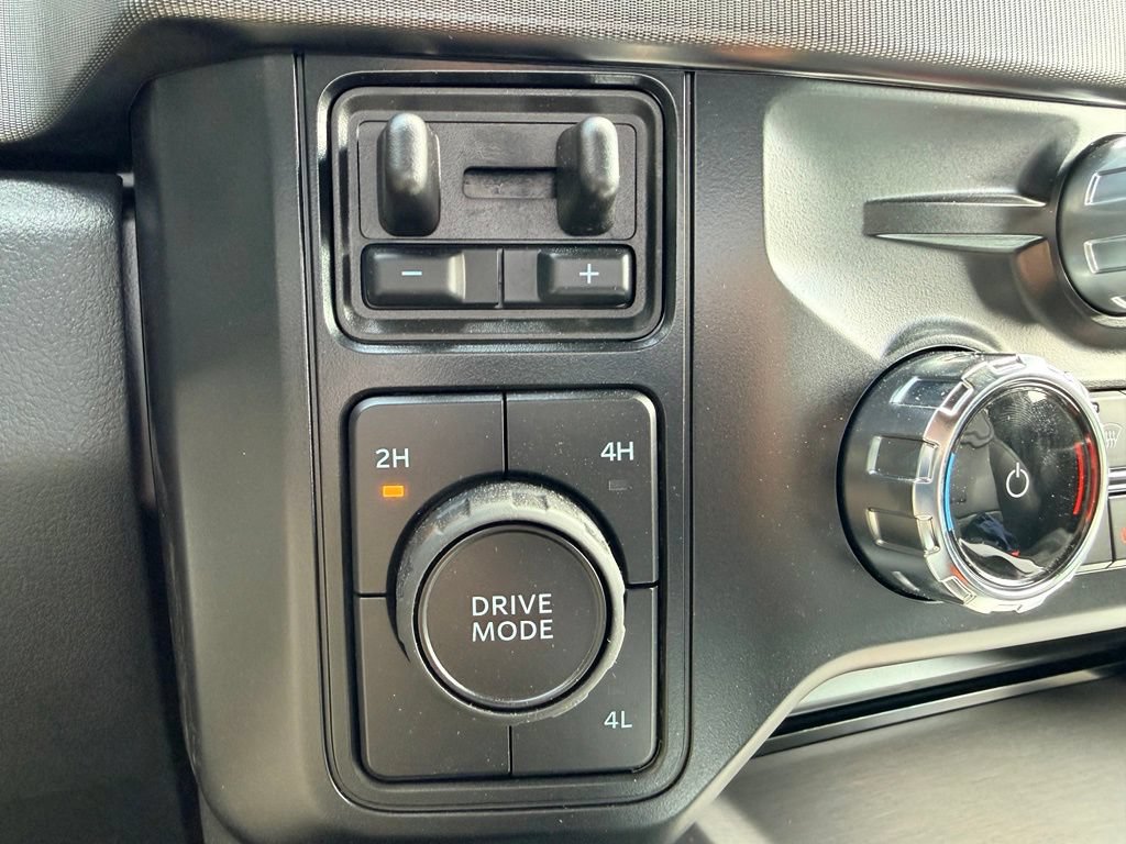 Certified 2026 Ford F250 Platinum AWD/4WD image 37