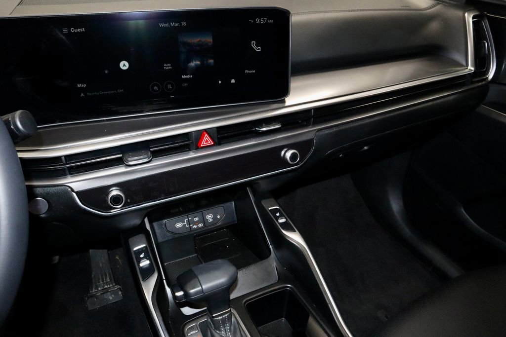 Used 2025 Kia Sorento EX w/ Panoramic Sunroof Package image 31