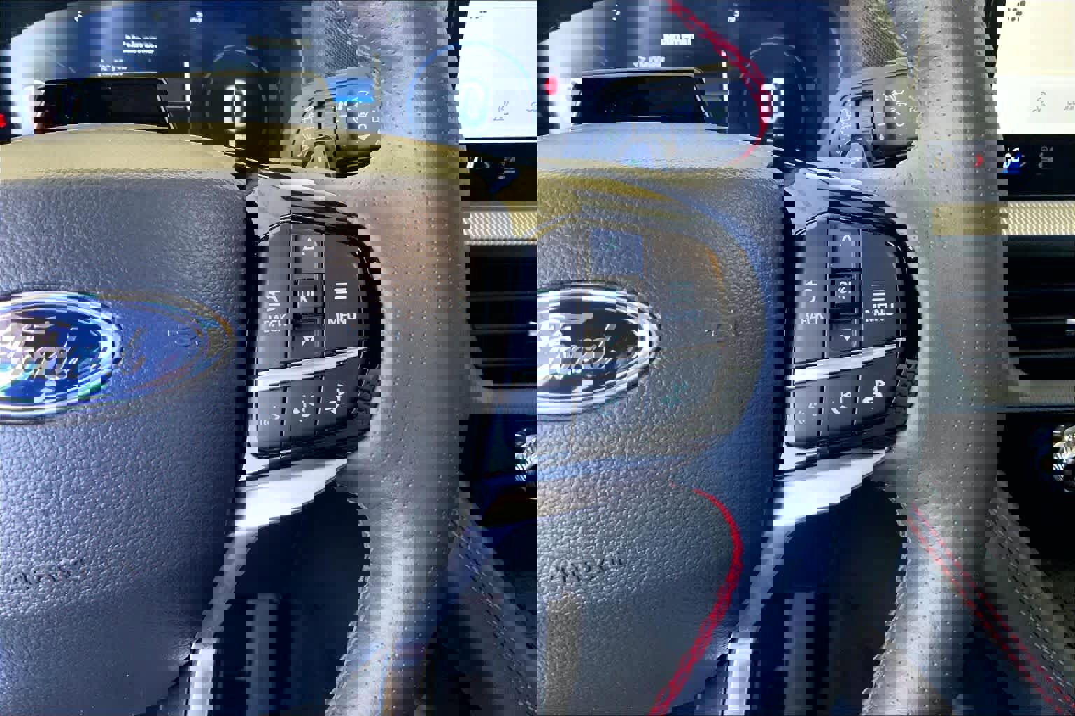 Certified 2025 Ford Explorer ST image 24