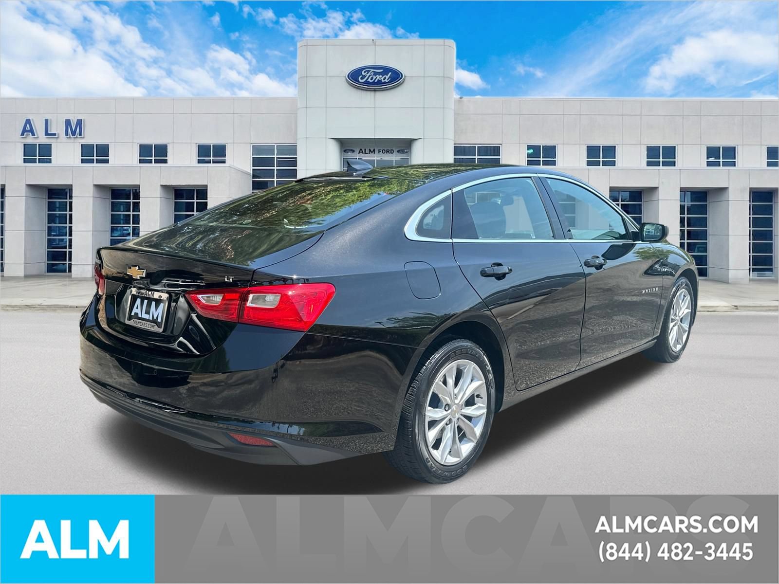 Used 2025 Chevrolet Malibu LT FWD image 5