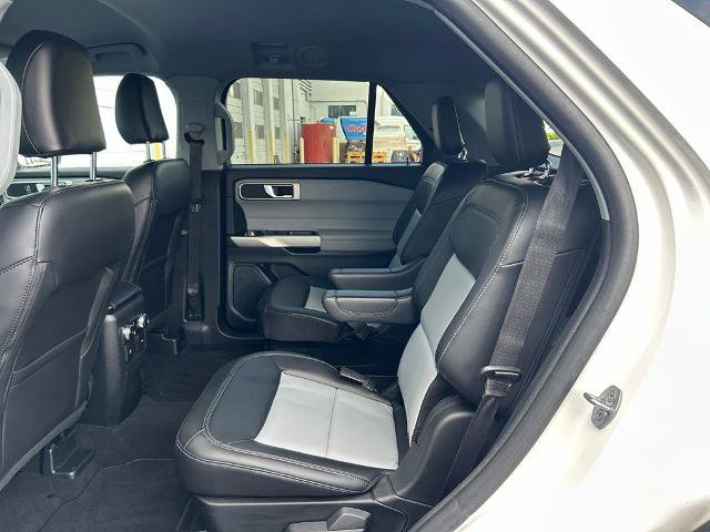 Certified 2024 Ford Explorer XLT w/ Equipment Group 202A AWD/4WD image 22
