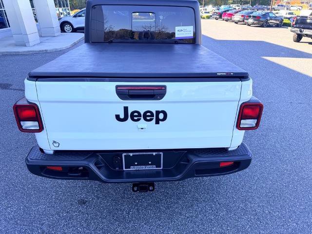 Used 2022 Jeep Gladiator Sport image 7