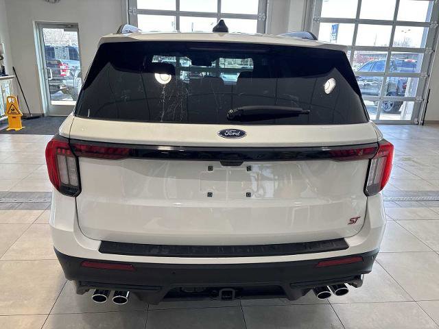 Certified 2025 Ford Explorer ST image 4