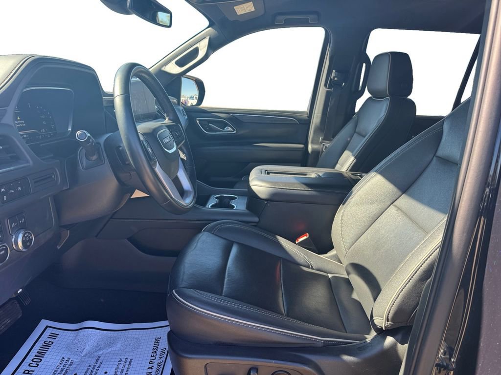 Used 2023 GMC Yukon SLT image 12