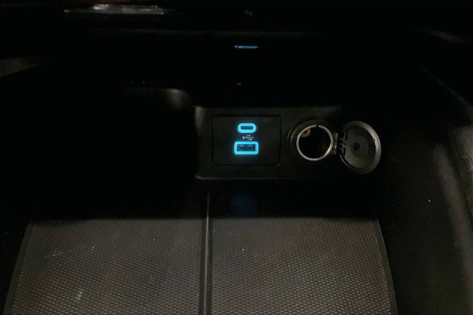 Certified 2022 Ford Escape S image 31