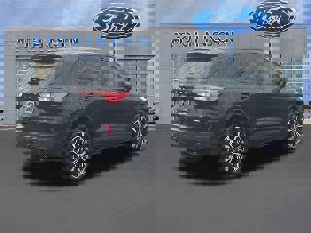 Certified 2022 Ford Escape SE w/ SE Sport Appearance Package image 5
