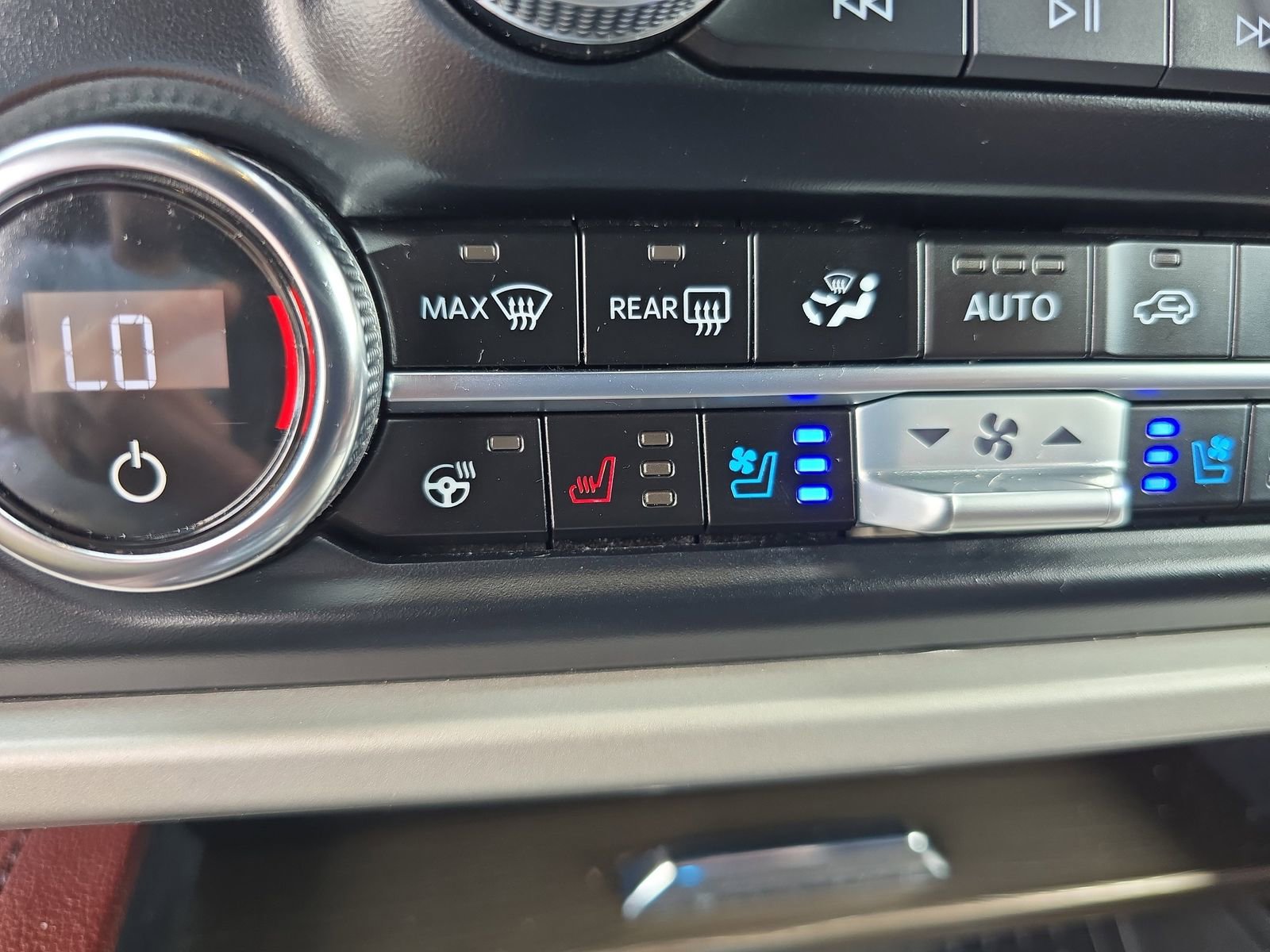 Certified 2023 Ford Expedition Max Limited image 19