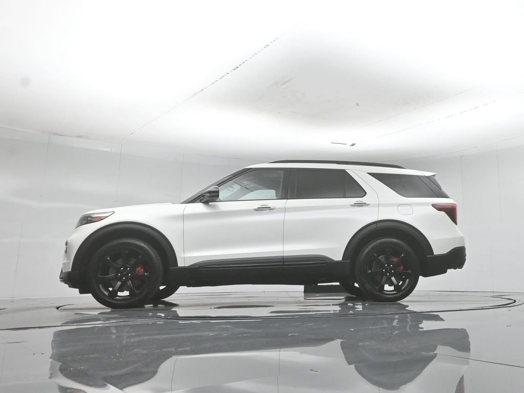 Certified 2024 Ford Explorer ST w/ Equipment Group 401A AWD/4WD image 58