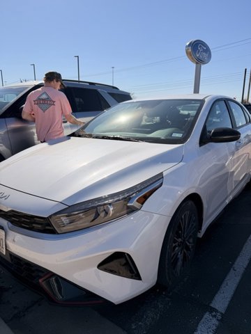 Used 2024 Kia Forte GT-Line image 3