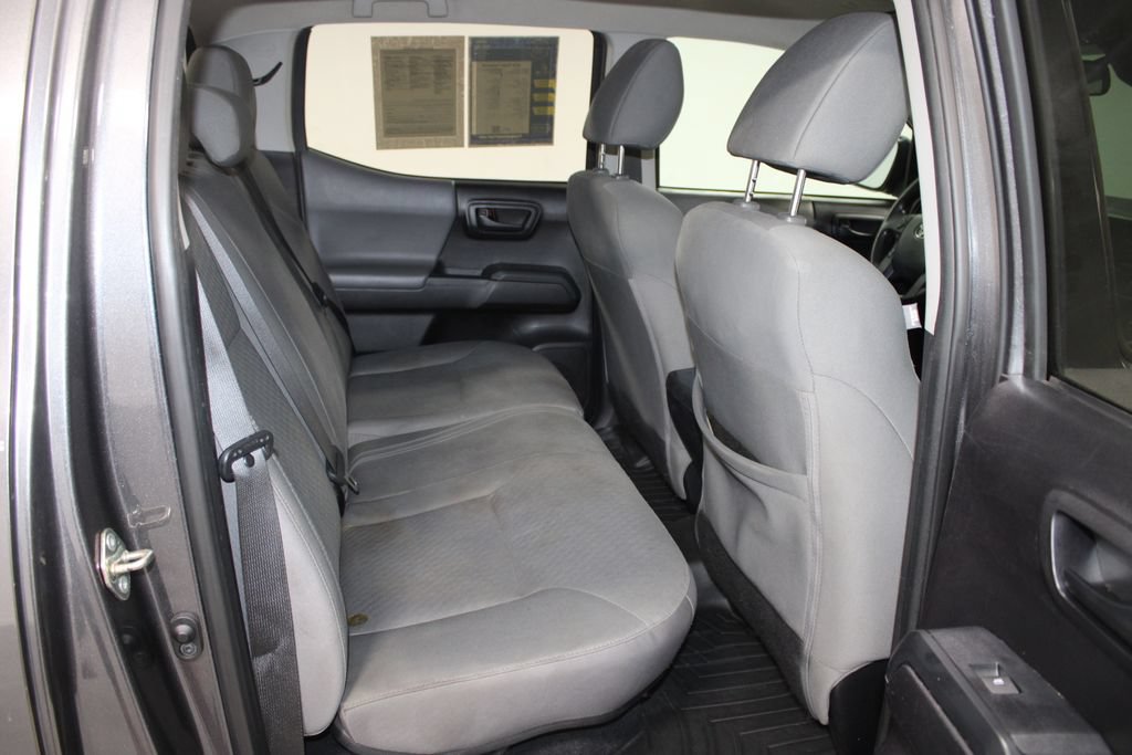 Used 2020 Toyota Tacoma SR w/ SR Convenience Package RWD image 31