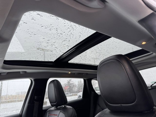 Used 2021 Jeep Cherokee Trailhawk w/ Sun, Sound & Nav Group image 9