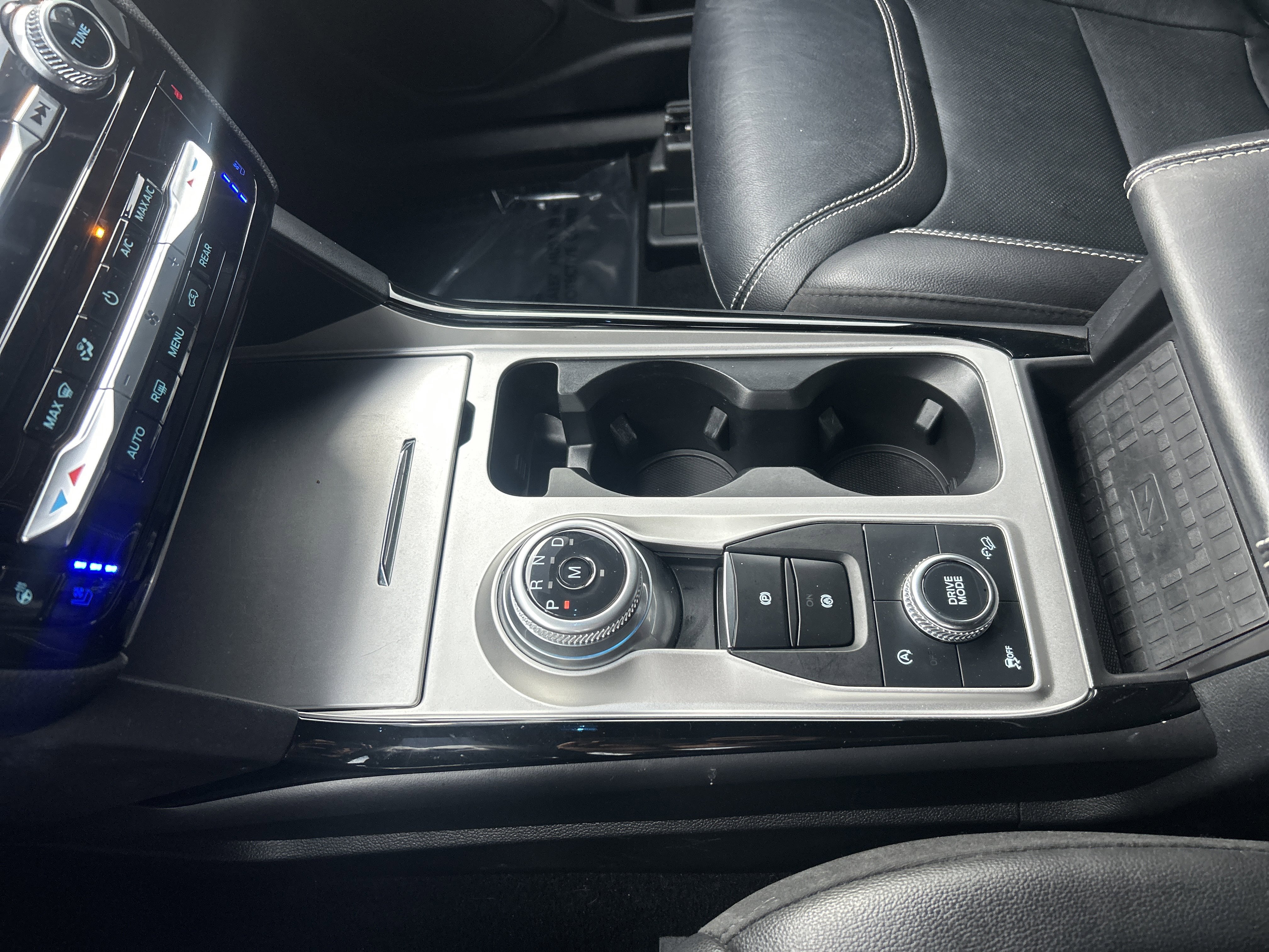 Certified 2023 Ford Explorer ST w/ Equipment Group 401A image 25