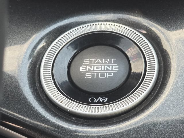 Used 2022 Jeep Grand Cherokee L Laredo AWD/4WD image 33