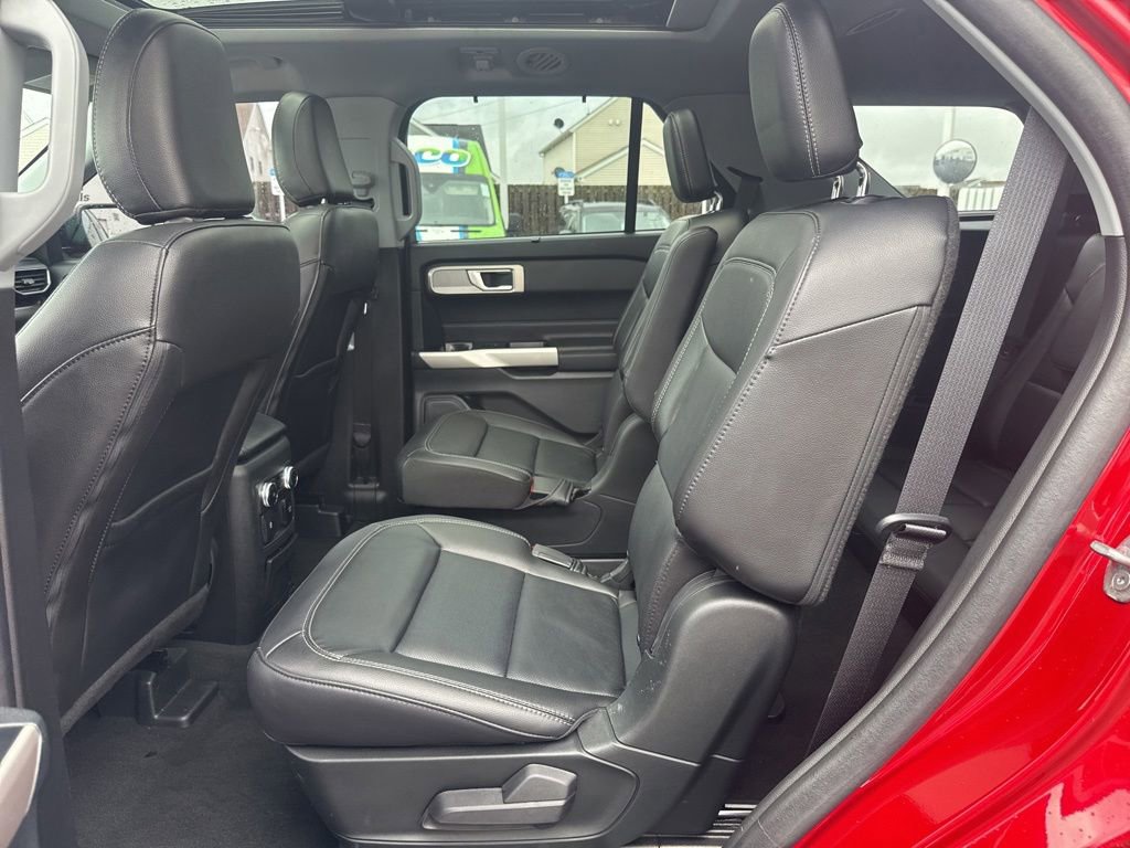 Certified 2023 Ford Explorer Limited w/ Equipment Group 301A AWD/4WD image 52