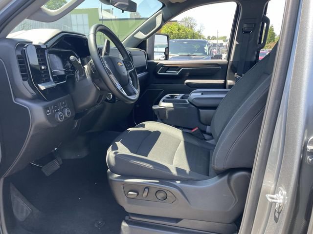 Used 2025 Chevrolet Silverado 2500 LT w/ Convenience Package AWD/4WD image 19